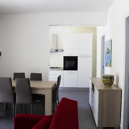 The Seaside Apartment *